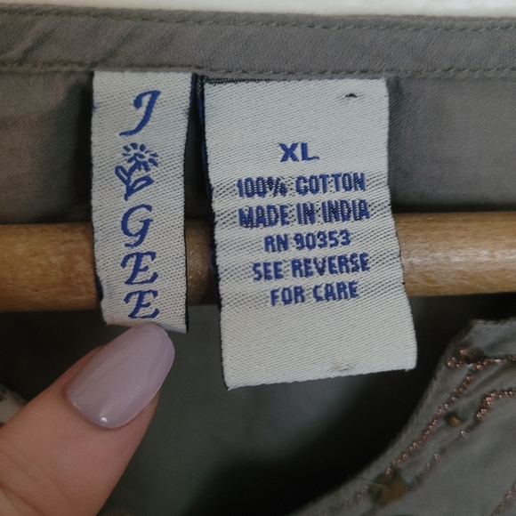 J. Gee Gray Bohemian Beaded Long Sleeve Blouse Size Extra Large - Picture 8 of 8